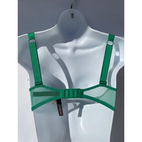 New Green Victoria Secret Push - Up Adds 2 Cup - Picture 5 of 5